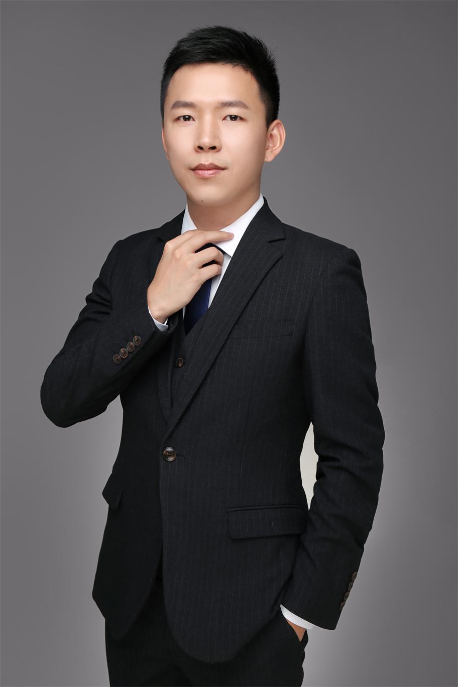 杨凤琼 美术指导负责人